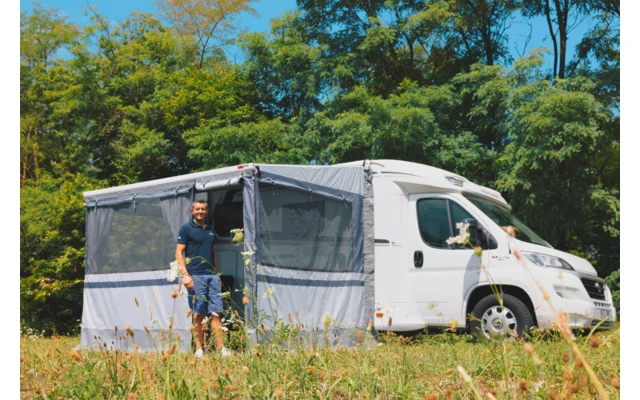 Fiamma F45s Privacy Room Light Van 260 Markisenvorzelt 1 Fiamma F45s Privacy Room Light Van 260 Markisenvorzelt